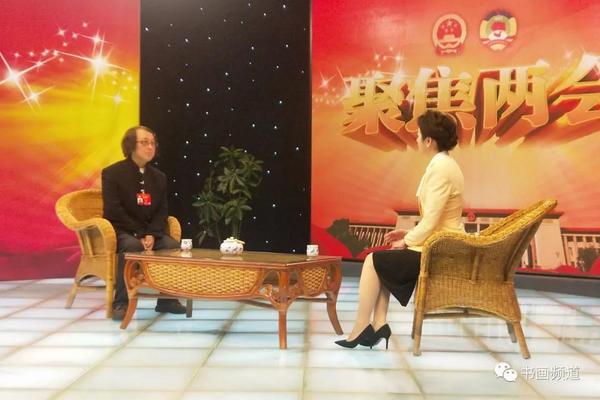 聚焦两会1.jpg